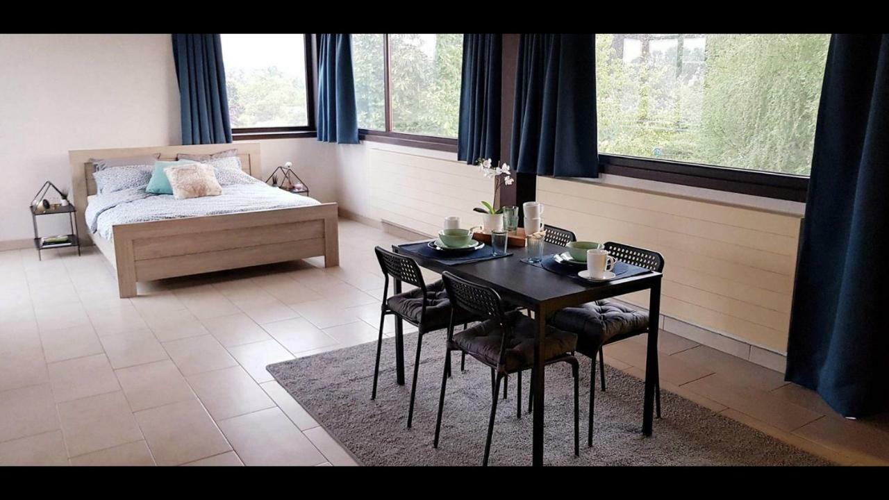 Groot Appartement Nabij Brugge Met Eigen Badkamer! Damme Exterior foto